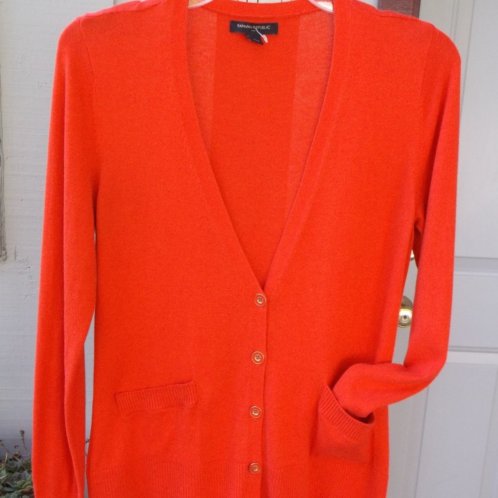 Banana Republic Red Button pocket Cardigan  M